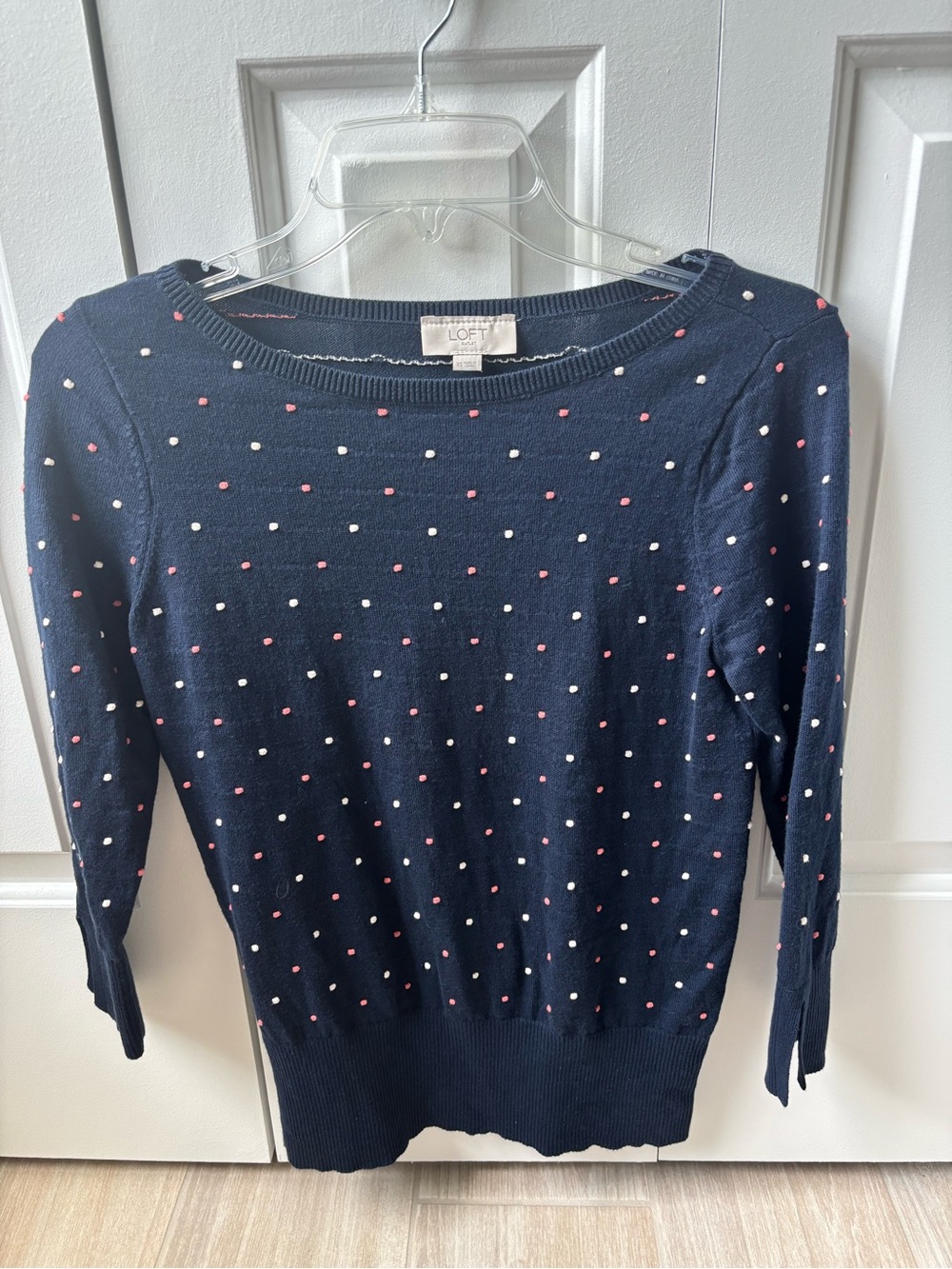LOFT Outlet XS Navy Crewneck Sweater with Pink and Cream Dots
